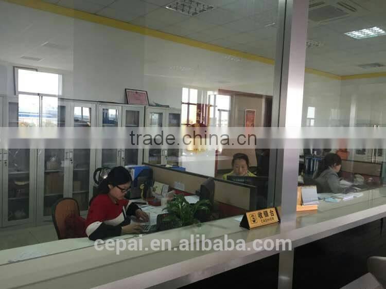 Diaphragm seal pressure gauge with glycerin filled