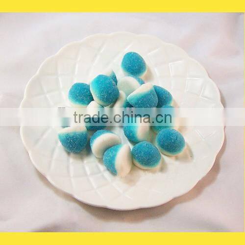FLY sugar coated soft jelly candy with strawberry flavour