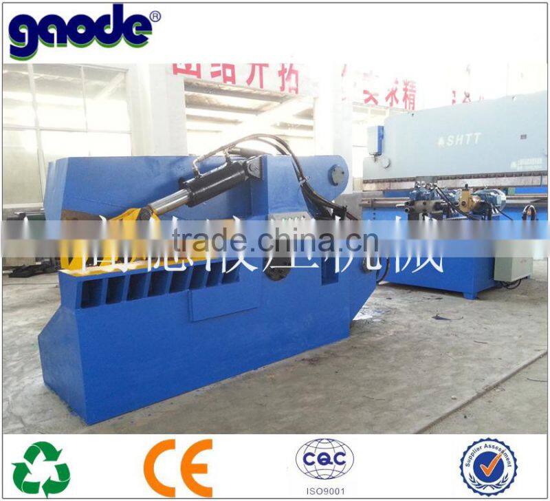 suitable size Hydraulic Shearsing cutting machine in good condition