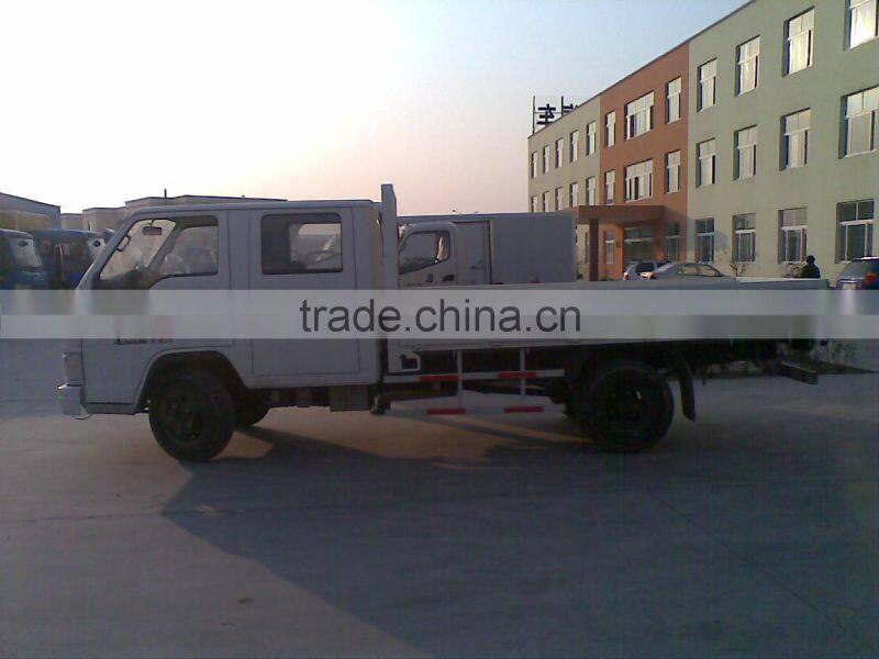 light truck,lorry,automobile,car,cargo truck,box van