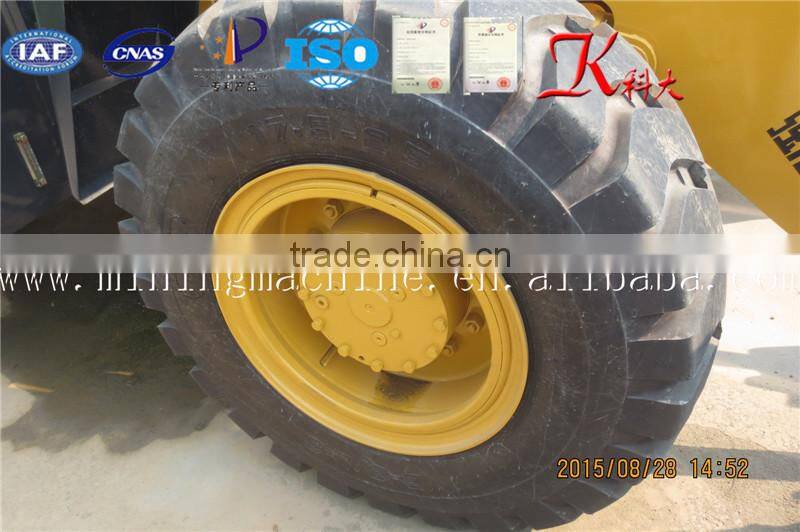 Earth-moving wheel loader bucket