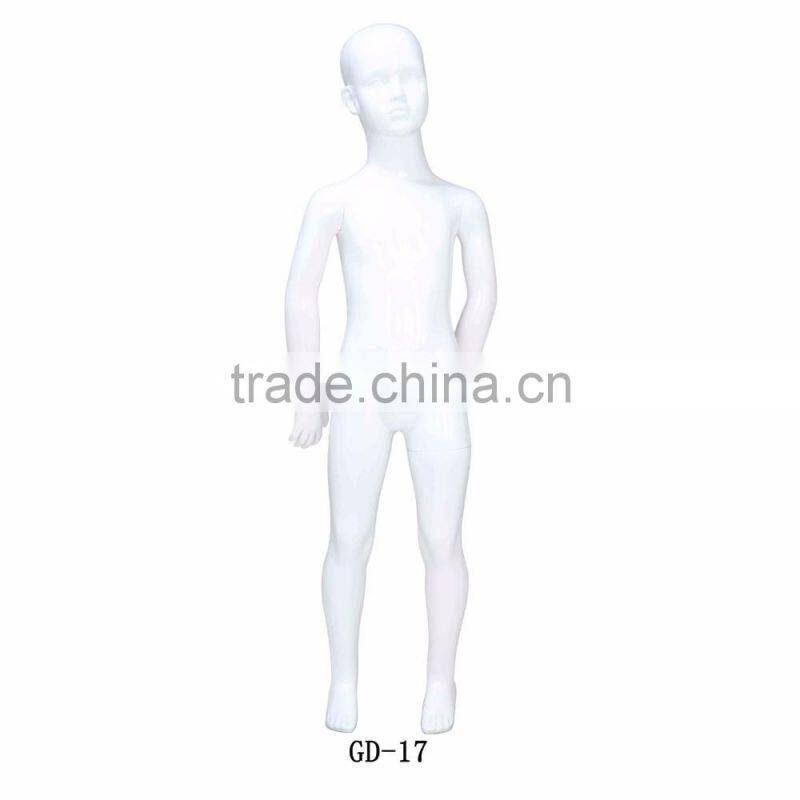 PlastIc full body of child mannequin for window display