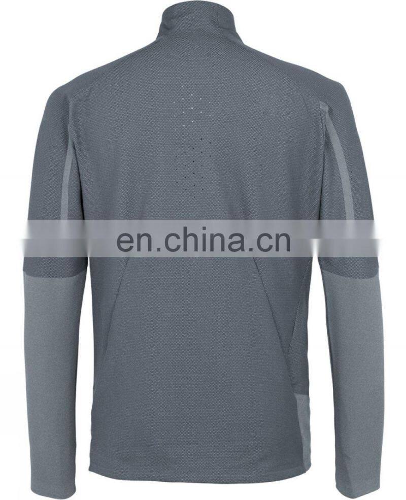 Waterproof & Breathable Men' s Softshell Jacket