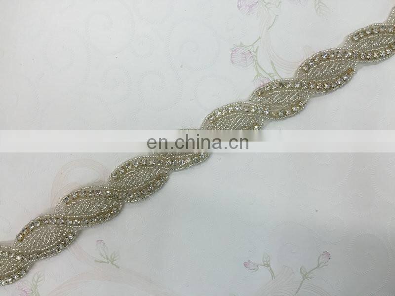 2016 Hot Fix Motif Bridal Wedding Dress Accessories Crystal Bridal Applique Trim