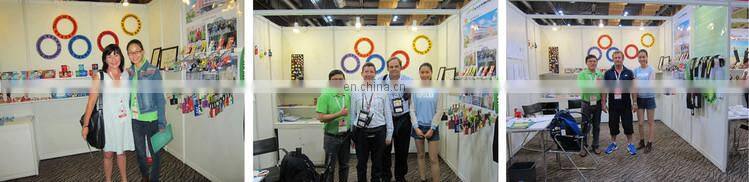 Hot selling Promotional Beauty Silicone Sponge Make Up Powder Puff