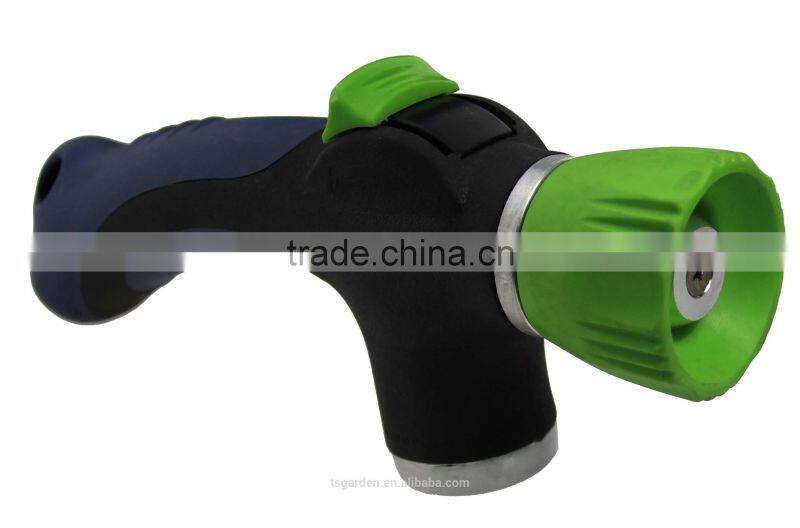 Adjustable spray nozzle