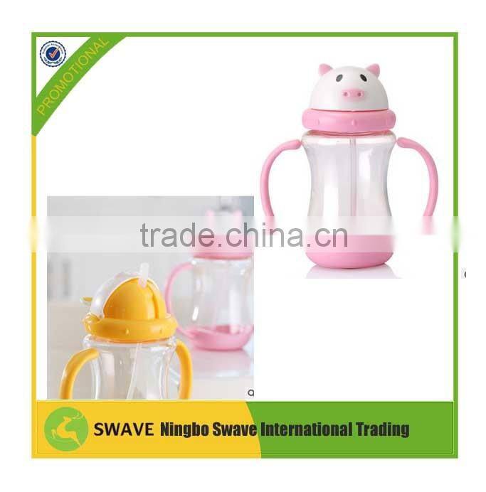 2016 hot sell baby drinking plastic cups 180cc baby bottle straw with handle P76750