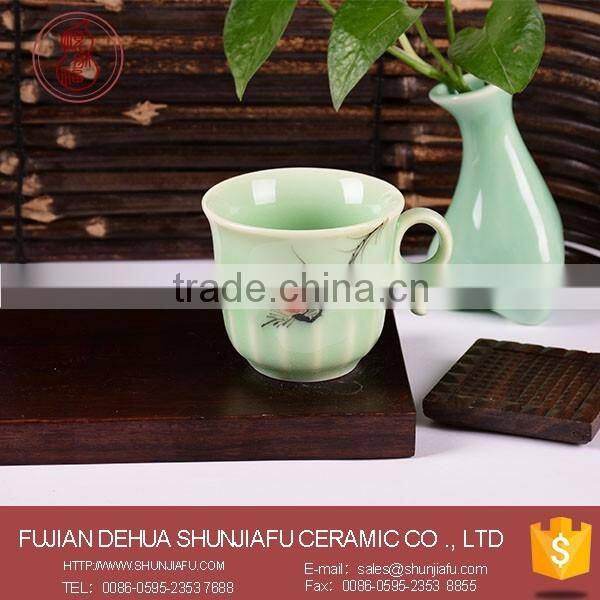 Archaize Nostalgia Style Ceramic Red Enamel Cup