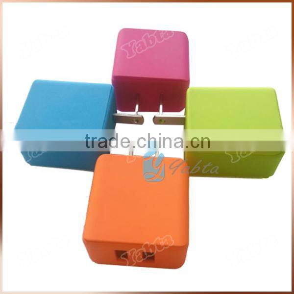 CE RoHS FCC Quality Dual Port Square 2.1A Travel USB Charger