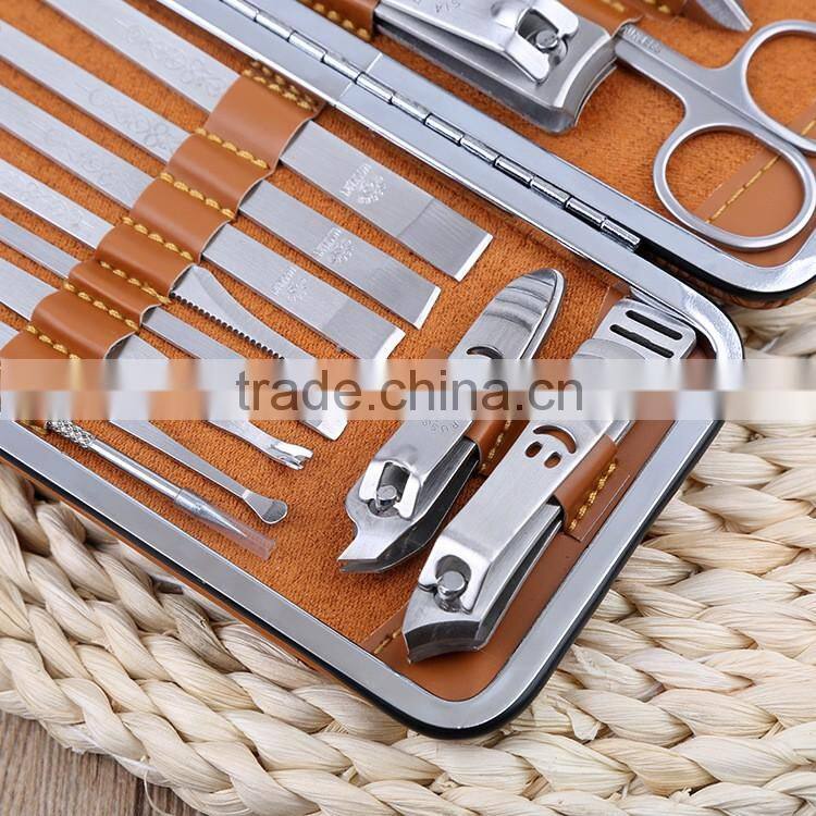 Bonvatt 15 pcs French manicure set and high end manicure kit with gift box grooming sets
