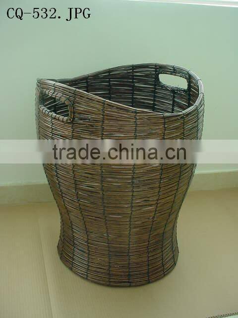 Hotsale multifunctional brown woven willow trash can baskets with spacer with handle