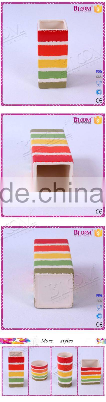 Factory direct sales ceramic square decoration vase