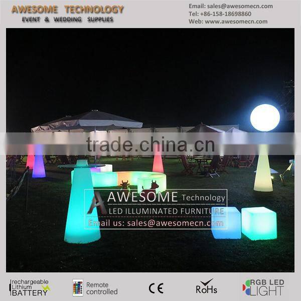 Lumino LED SQU CONE Cocktail Table