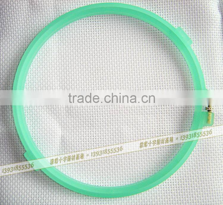 Wholesale 21cmEmbroidery hoop cross stitch supplies made in China