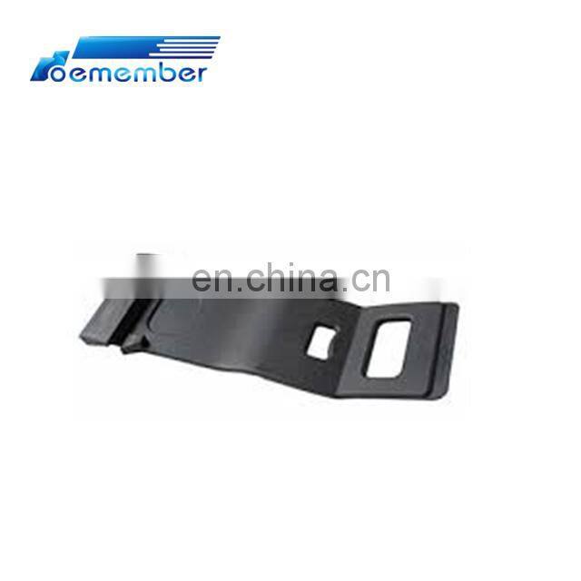 Truck Parts 9415220167/941 522 0167/941 522 01 67 Rear Mudguard Fixed Rubber for Benz