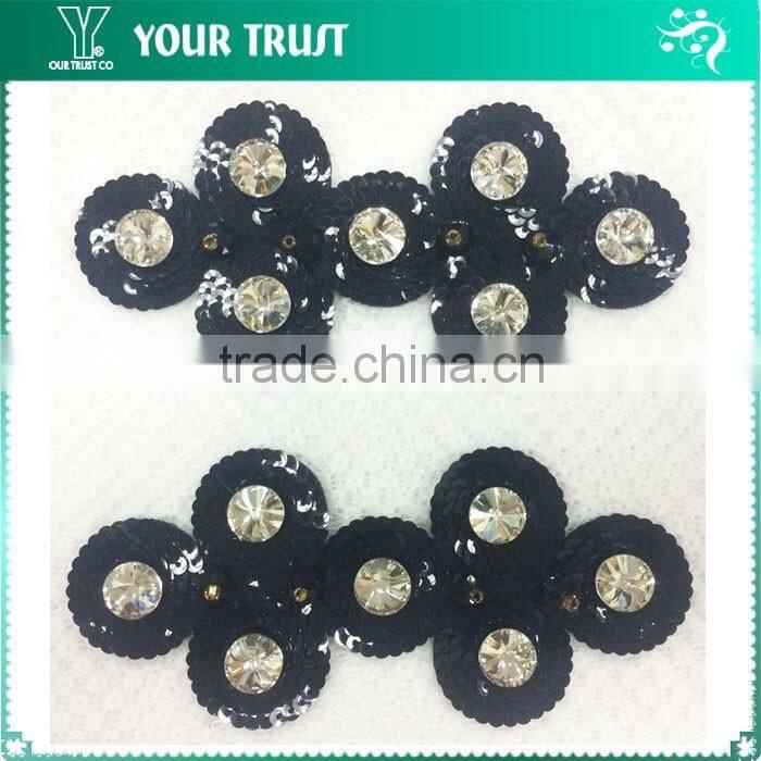 Red Rhinestone Spot Shinning Pink Sequin White Felt Applique Patch