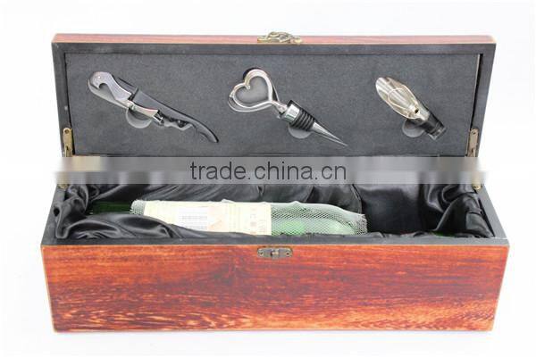 luxury wine accessories set made in china