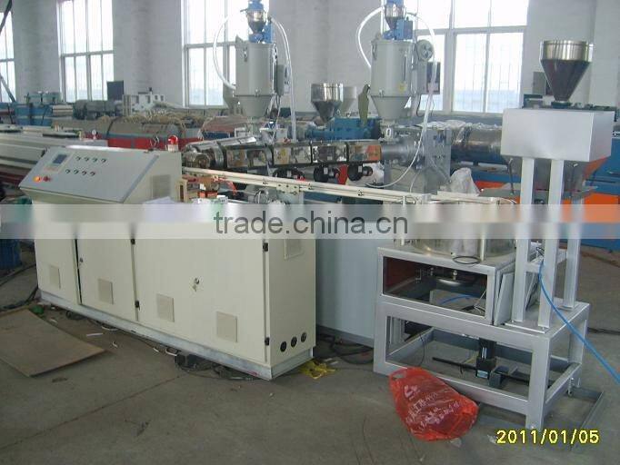 Sell PE/HDPE Three Layers Drip Irrigation Pipe Making Unit (Plastic Machinery)