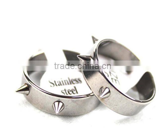 Stainless steel punk protect female stab rivet riings