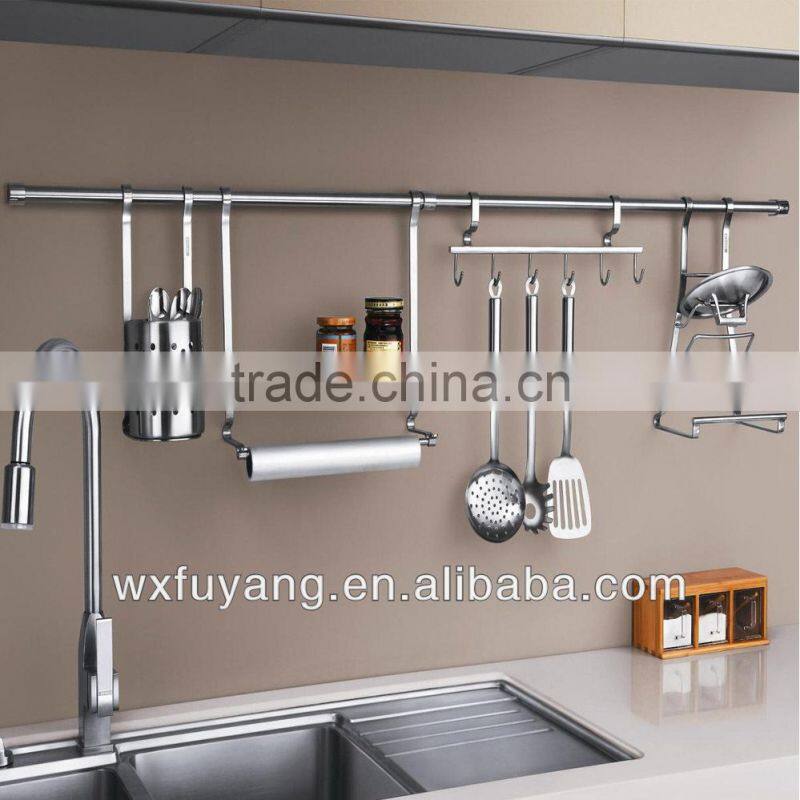 kitchen accessories/ hardware for kitchen