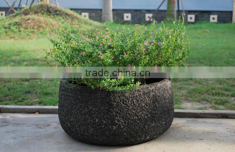 Rusty Stone Fiberglass light weight garden pot