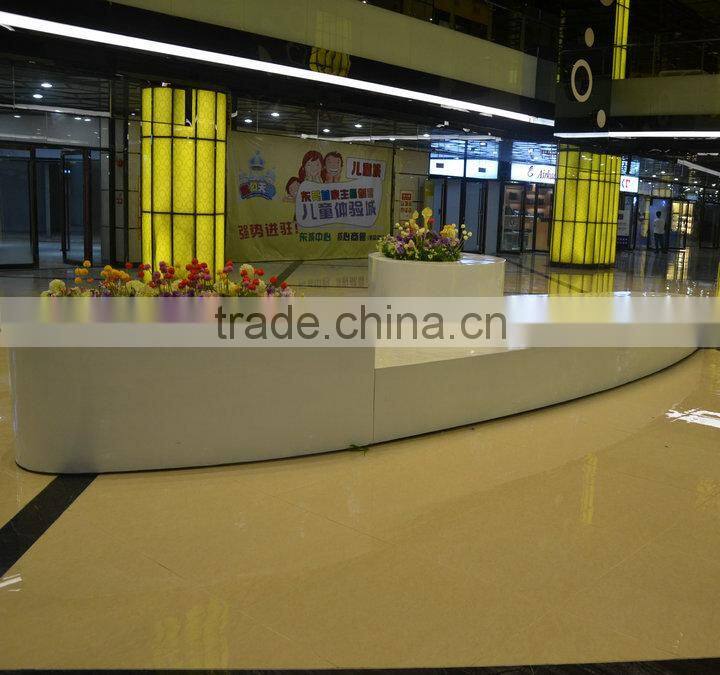 White fiberglass modern chair