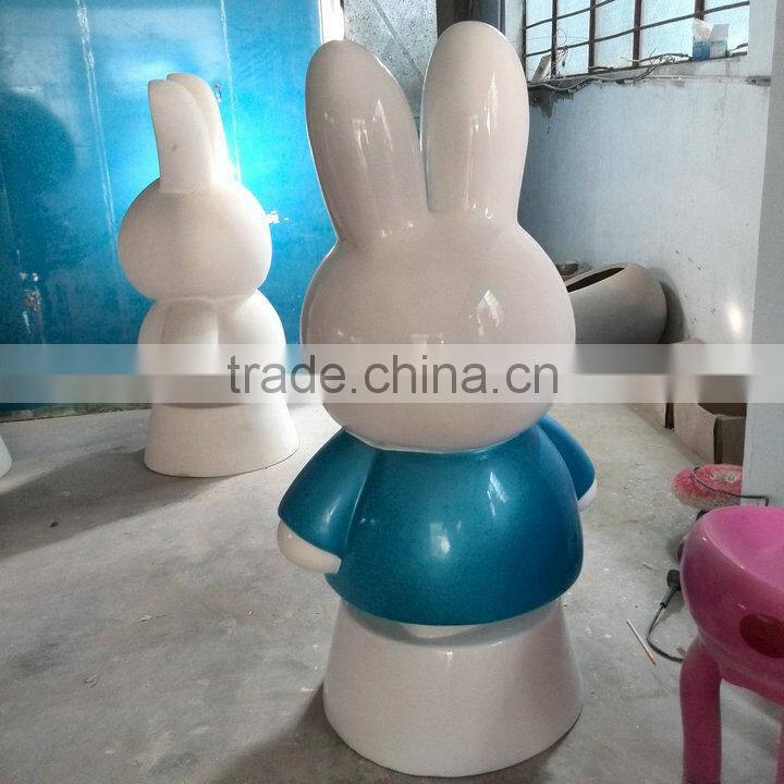 Outdoor or indoor FRP rabbit figurine
