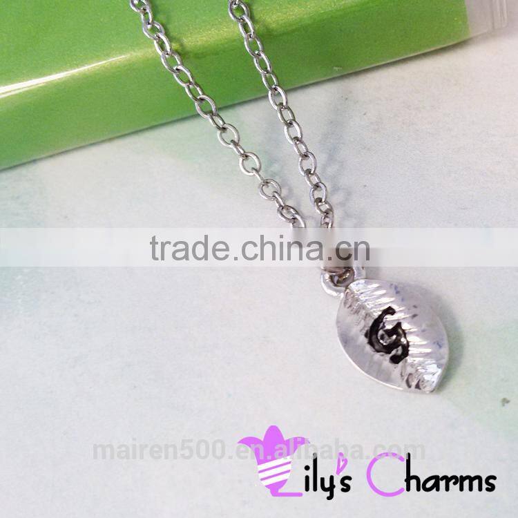 2015 New fashion Custom logo initial disc charm pendant necklace