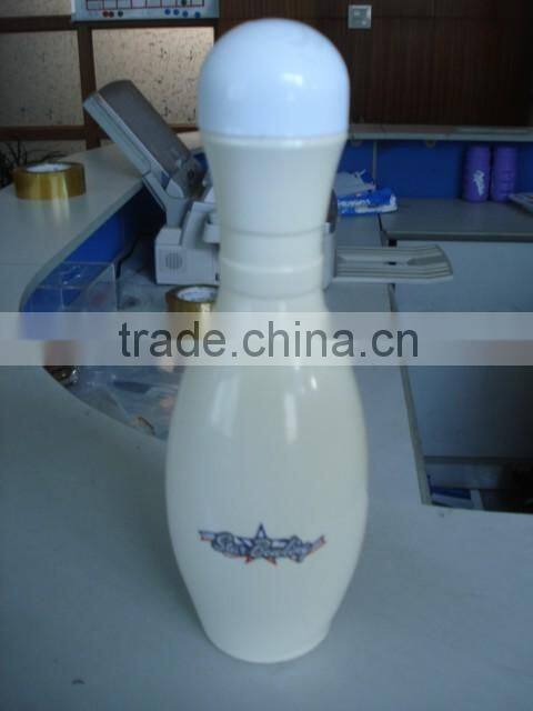 new design high quality 750ml plastic bowling type sports water bottle/ drinking water bottle