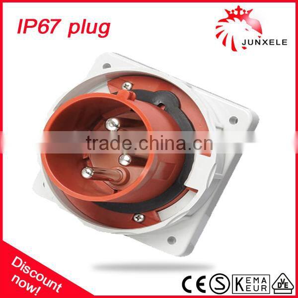 IP67 400V 125A 4P panel mounted plug