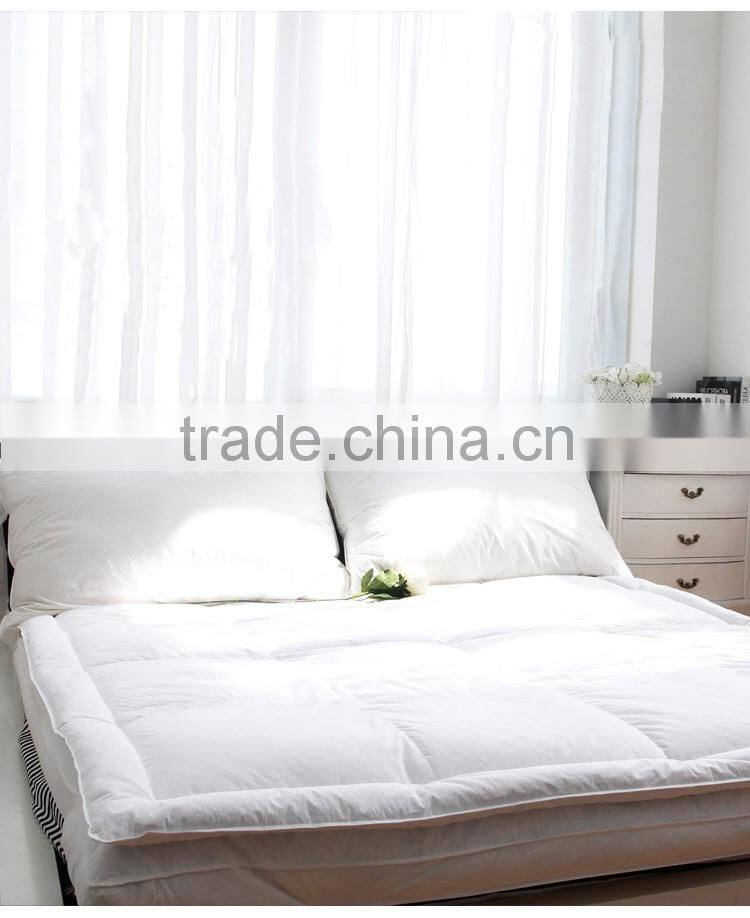 DOWN MATTRESS TOPPER TWO LAYERS DOWN FILLING ON TOP FEATHER FILLING ON BOTTOM QUEEN SIZE