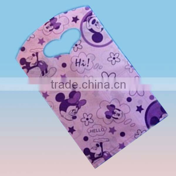 perfect designed pastic gift packaging bag with die cut