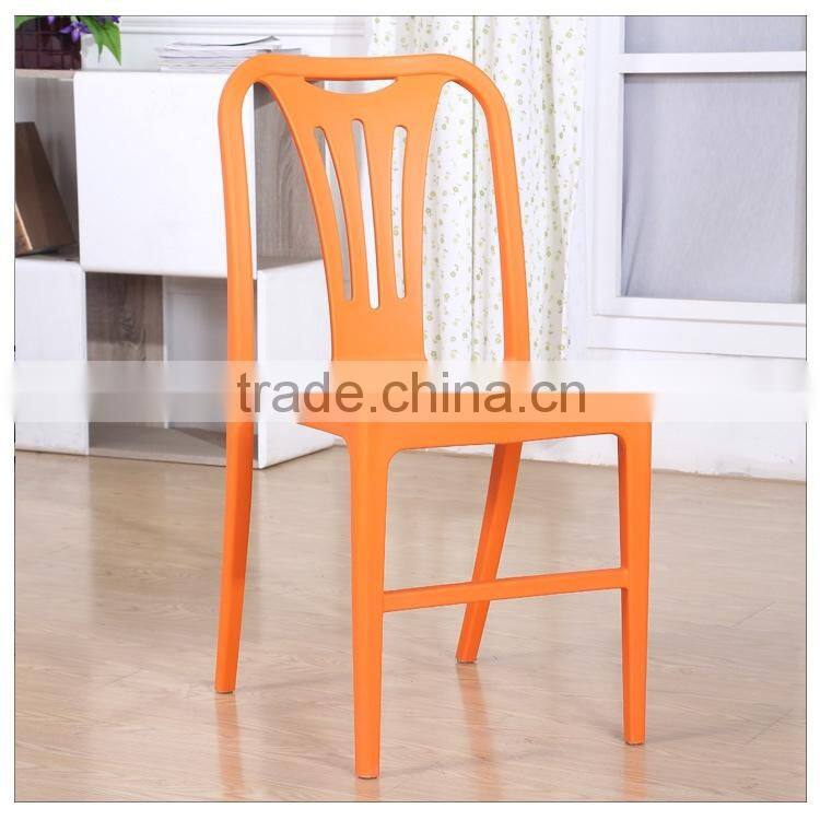 Classic Design Home Furniture Plastic Dining Chair