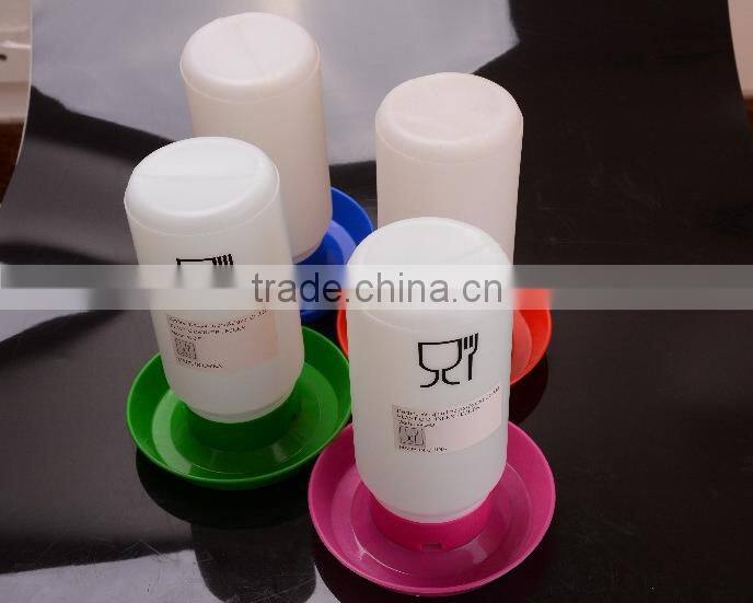 Chicken house using poultry feeders and drinkers/plastic chicken feeder