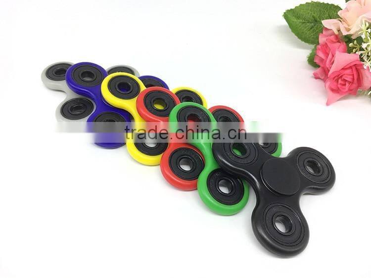 2017 New Fashion luminous spinner fidget LED light hand spinner