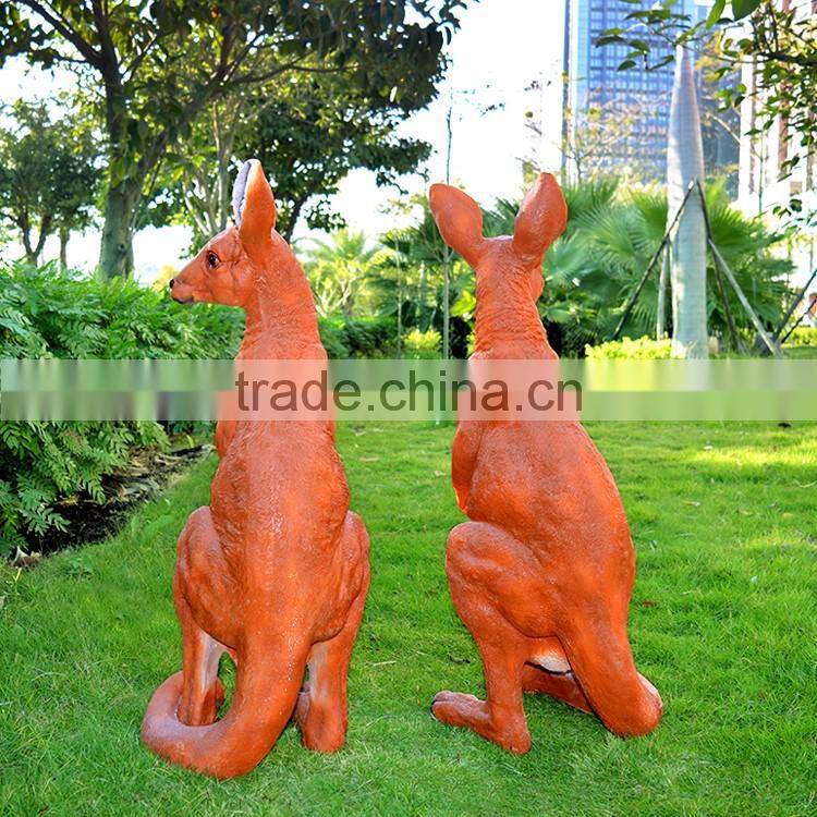 Resin outdoor animal statues fiberglass kangaroo sculpture for sale