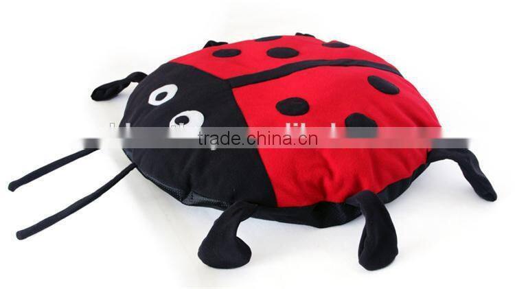 Luxury pet dog beds pet product supplies cute ladybug shape kennel decorative dog kennels