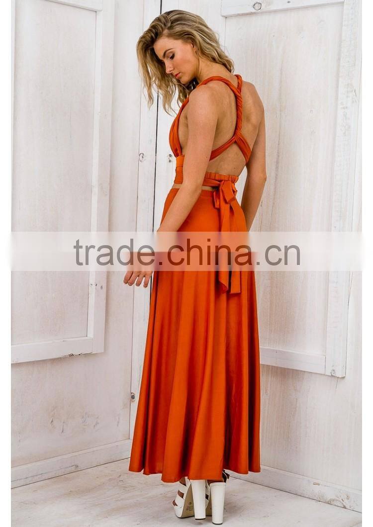 Sex dress features a beautiful stretch fabric with a slight sheen that makes it ideal for the evening,