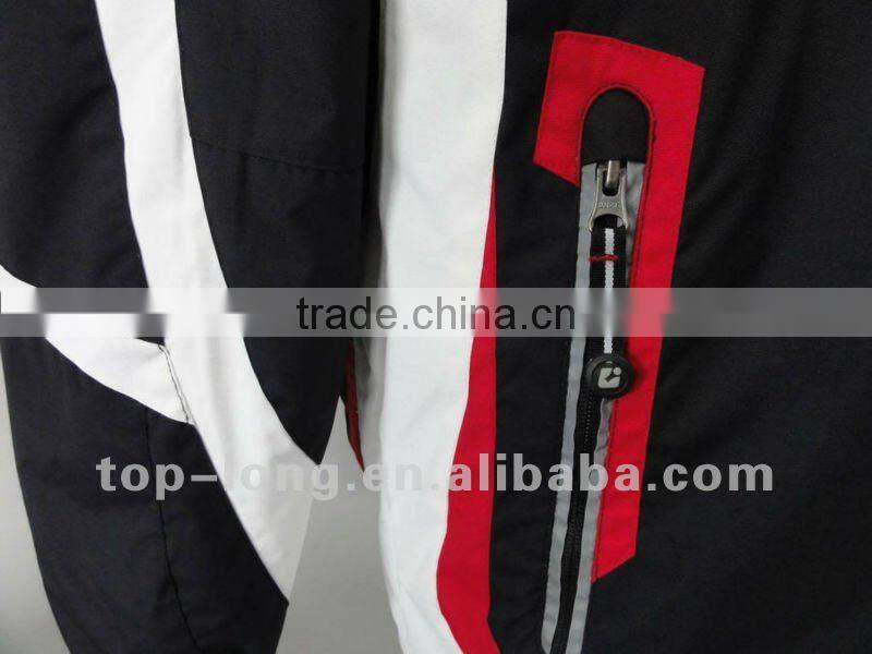 Men Soft shell jacket outdoor clothing with Waterproof & Windproof