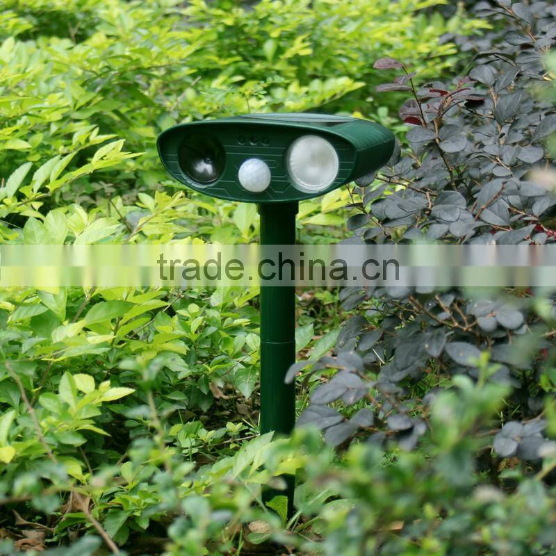 New Solar Power Ultrasonic Wave InfraRed Sensor Dog Pest Repeller Chaser Dual Animal Scarer solar panel Dog Repeller