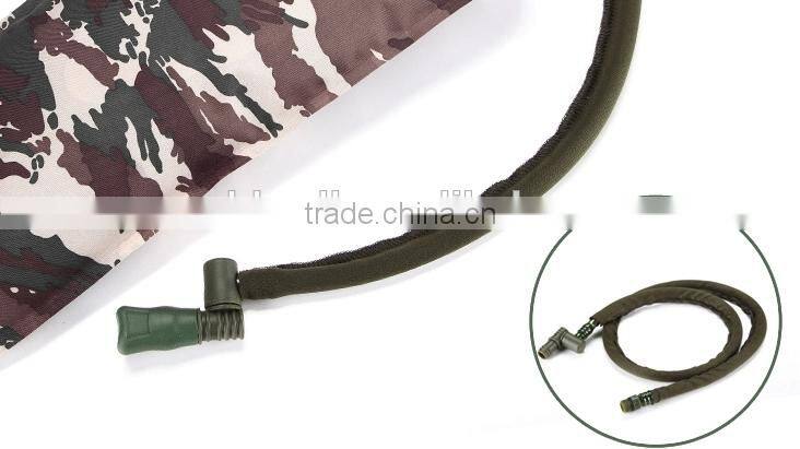 Outdoor 1.5L camping climbing riding cycling water bag military camouflage hydration bladder