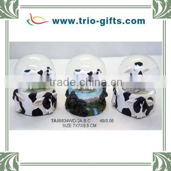 New Product Polyresin Seal Desgin Souvenirs Water Ball