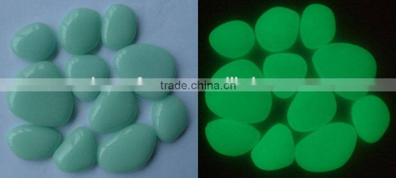 glow in the dark garden stone