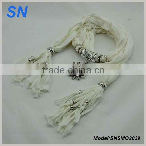 Silver round resin pendant scarves