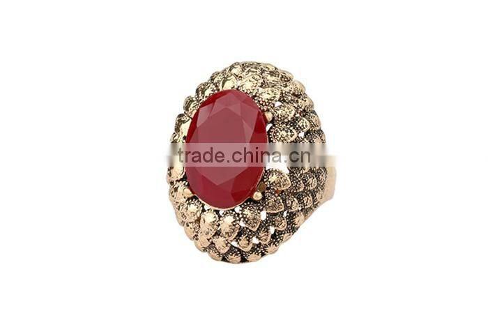 Factory hollow zinc alloy resin big gemstone simple gold finger ring