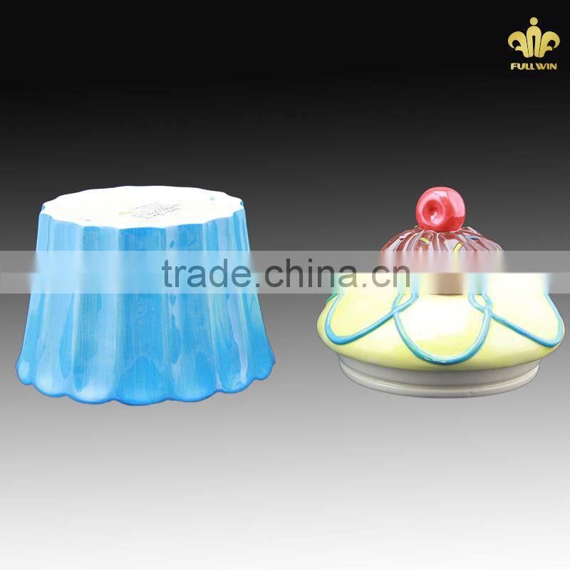 Canister with cake design