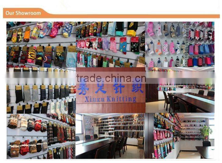 custom warming skiing hiking climbing cycling young tube teen tube socks