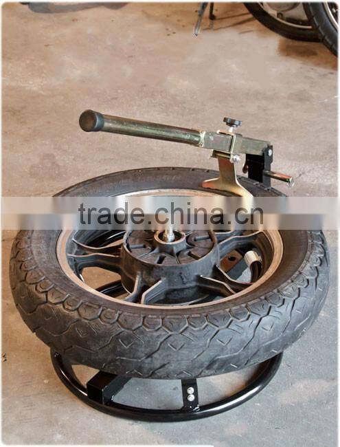 Motorcycle tire changing equipment