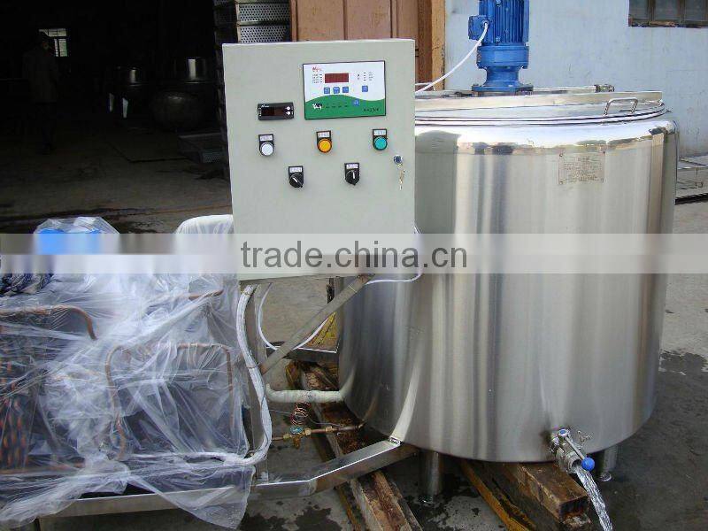 milk cooling tank with automatic CIP cleaning