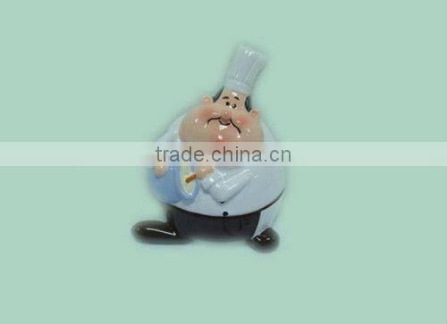 Small decorative polyresin magnets